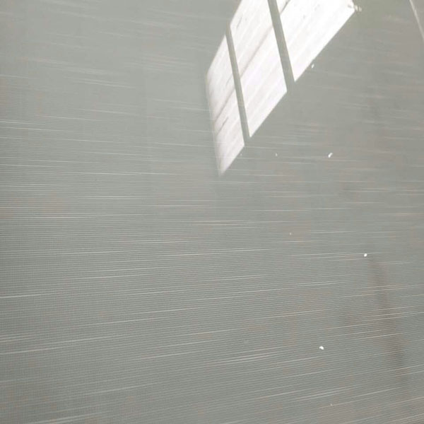 夹丝玻璃