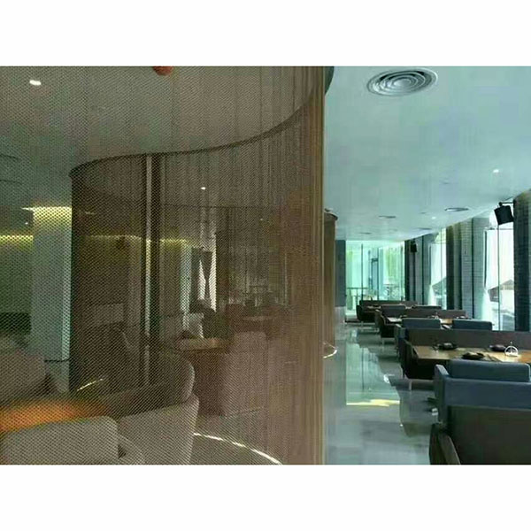 夹丝玻璃